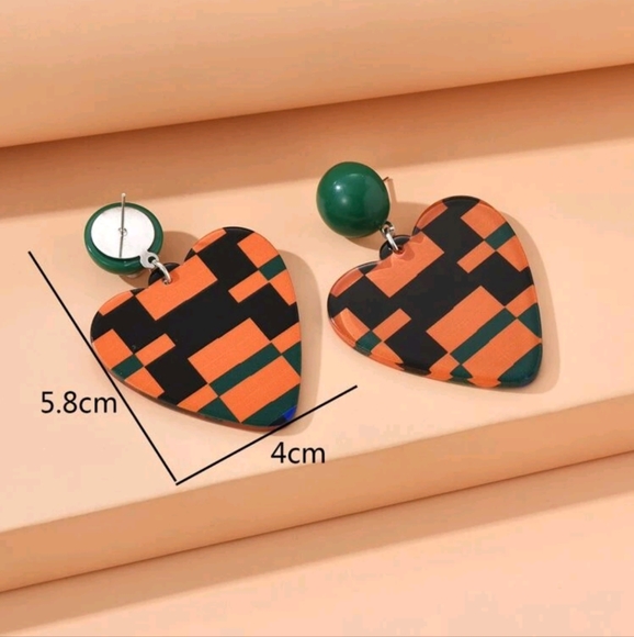 🍉5 for $25* Pixelated Heart Earrings - Picture 3 of 3